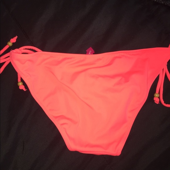 VIC SECRET neon coral bikini bottoms - Picture 2 of 3